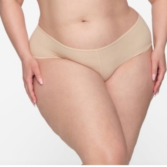 Skims Fits Everybody Hipster Underwear in Sand Size 4X NWT - Picture 1 of 11